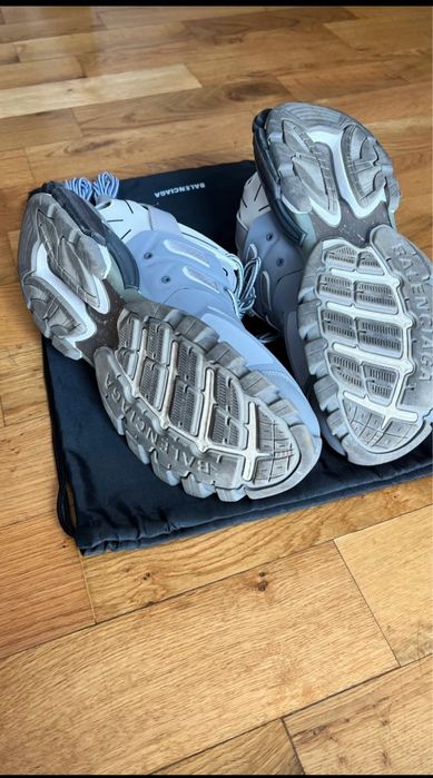 Balenciaga track