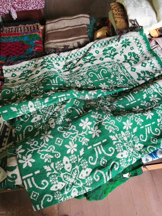 Черги, ръчно тъкани и други НОВИ