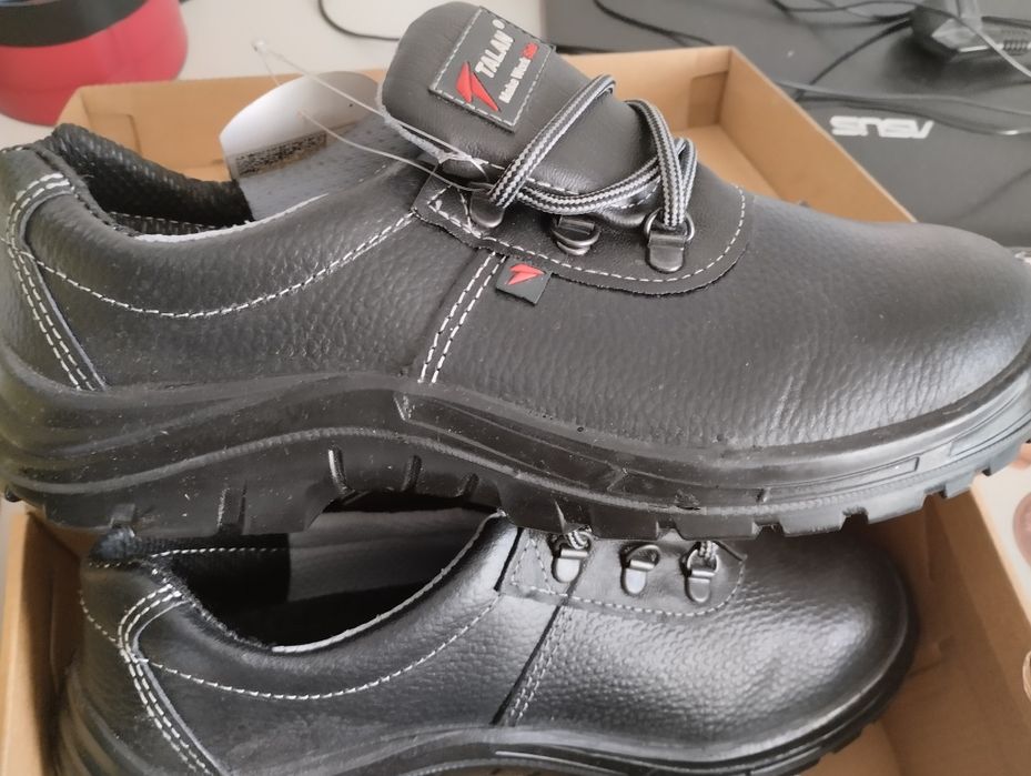 Рабочий ботинки летние