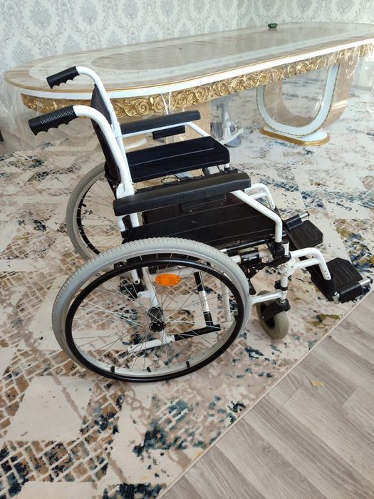 Инвалидная коляска Новая и бу