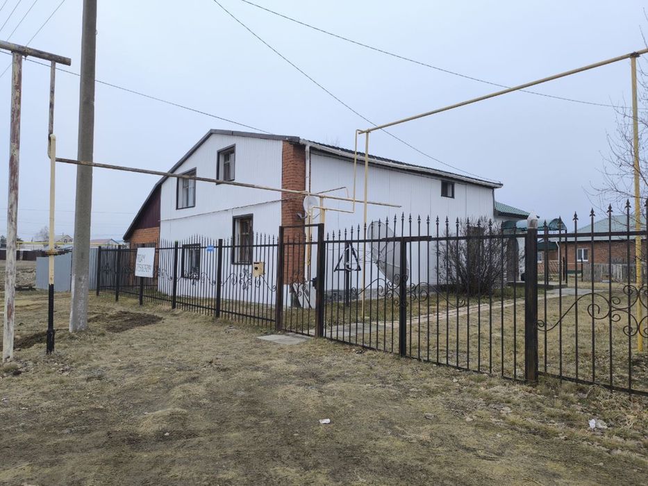 Продам 5 ком дом в Заречном