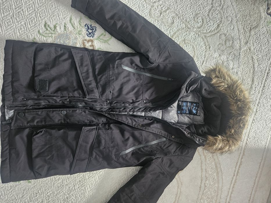 Мужская зимняя куртка