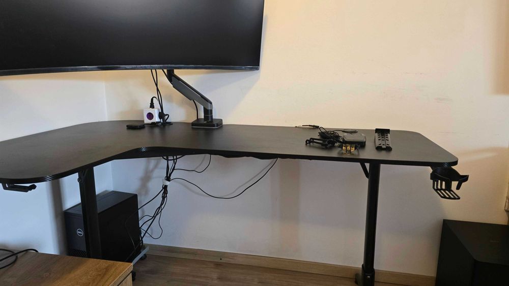 Birou gaming Arka Chairs Evolution Z19