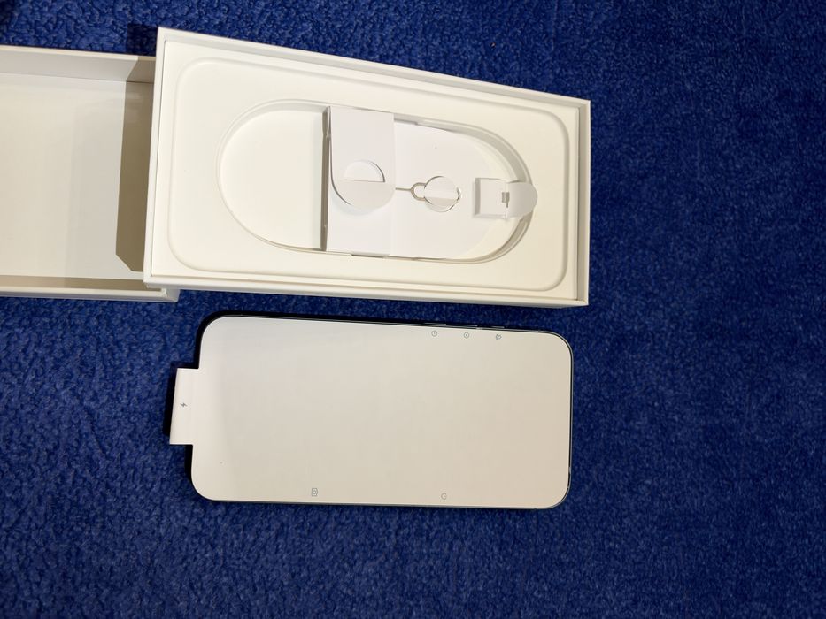 Iphone 16 Plus, 256 гб, аккумулятор 92%