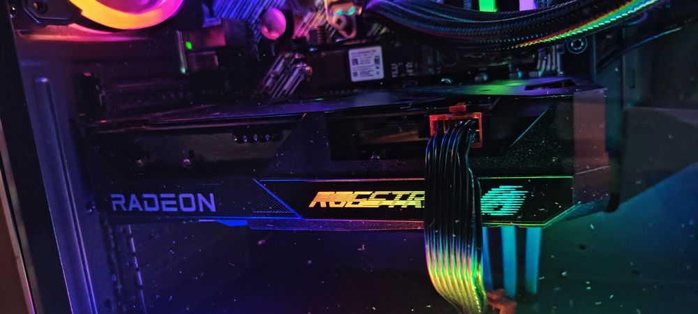 Placa video Rx6600XT ROG