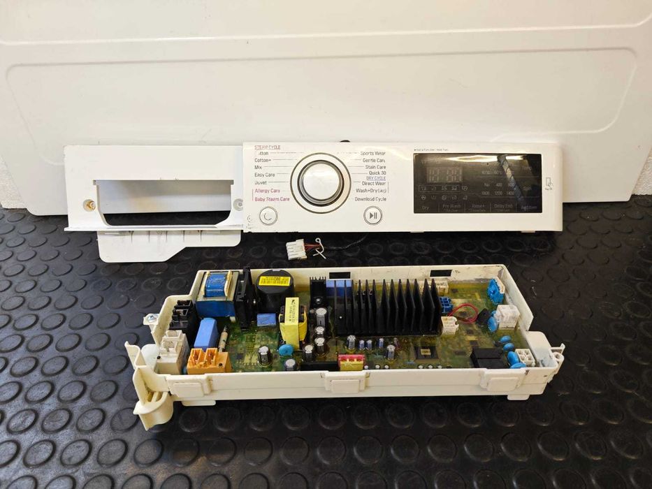 Placa electronica , modul cu display masina de spalat LG F4J6VG0W, testat , perfect functional / R23