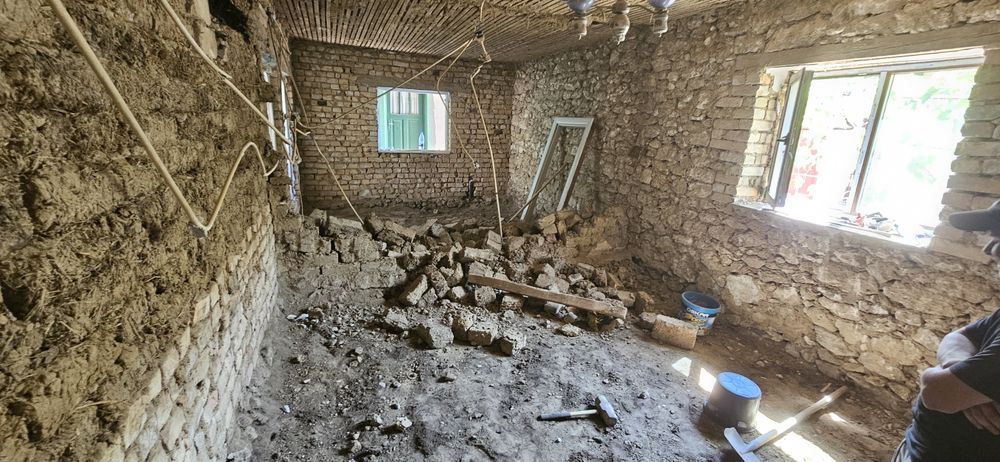 Pregătim apartamente pentru decopertat demolat  raschetat