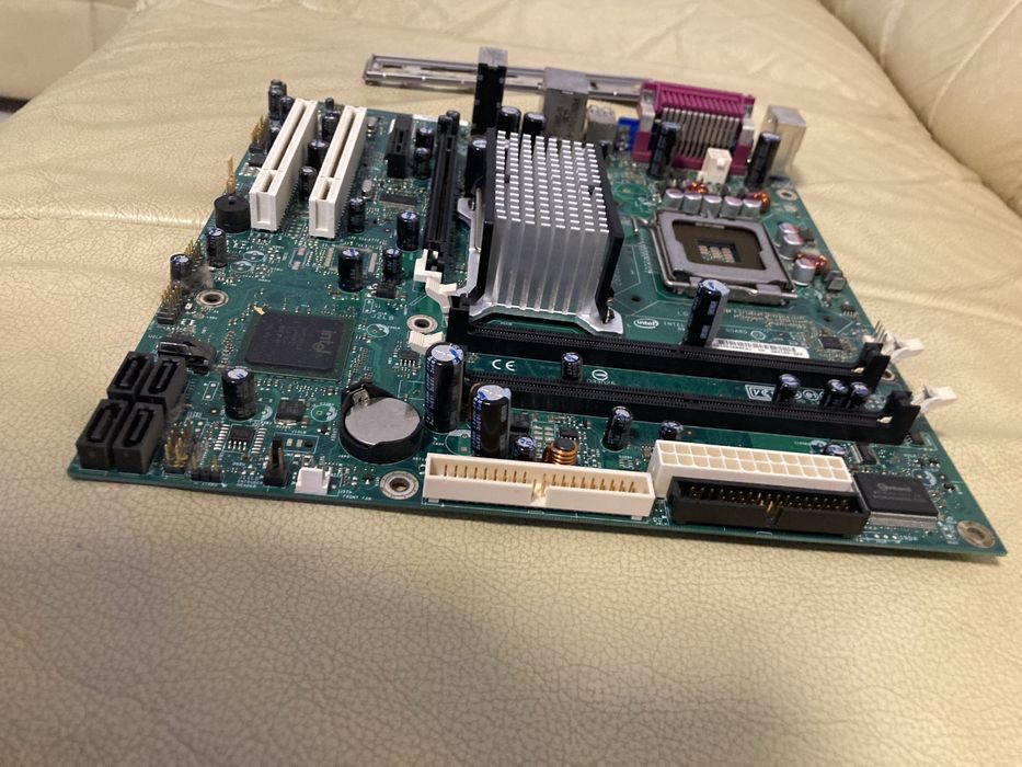 Placa de baza Intel D946GZIS socket LGA775
