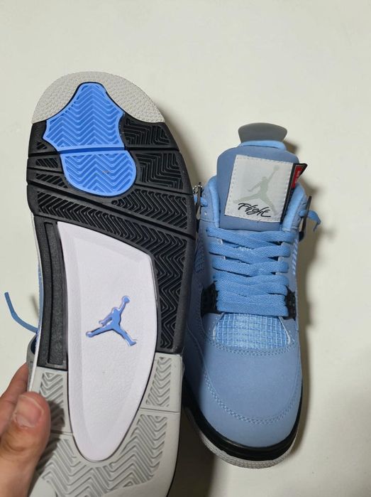 Jordan 4 University Blue