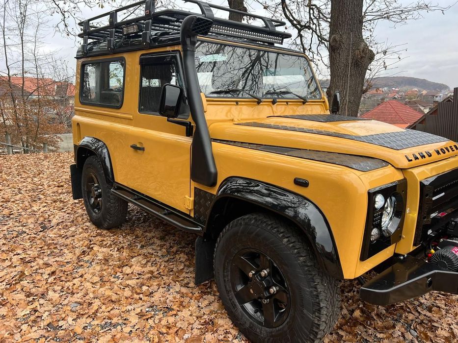 Land Rover Defender 2008 diesel, 34.499 € — imagine 3