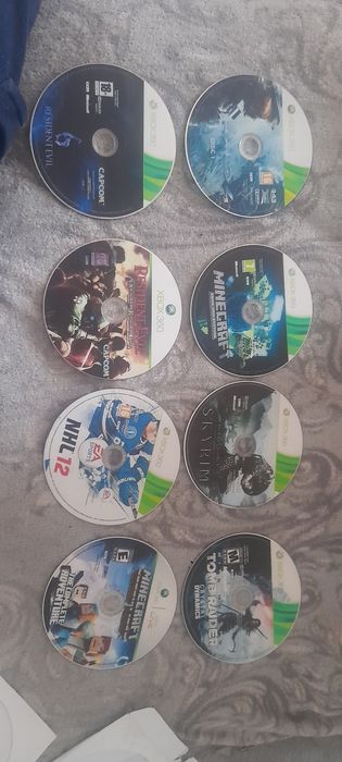 Продам Xbox 360 в отличном состоянии
