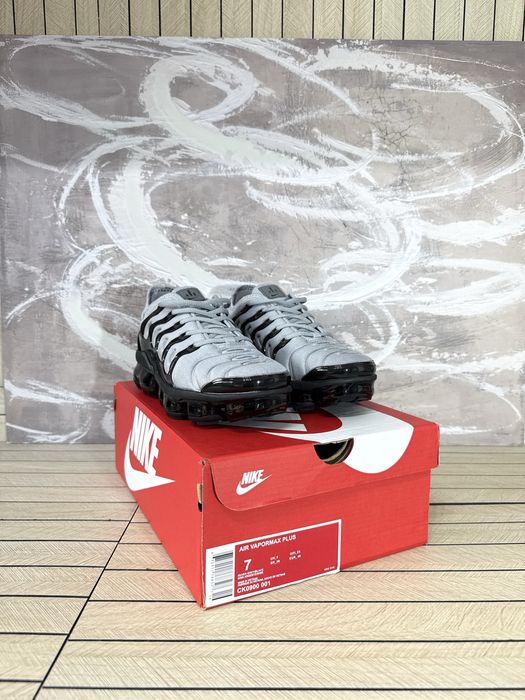 Nike Vapor Max Plus Grey Black