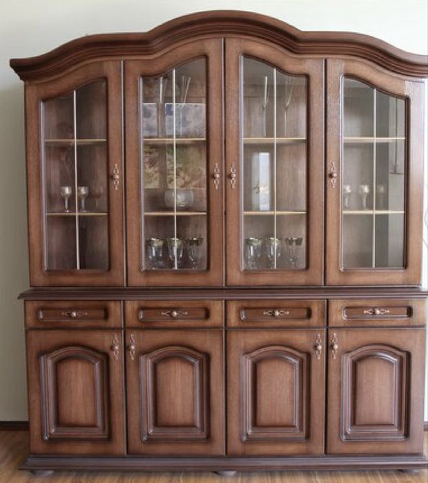 Mobila facuta la comanda