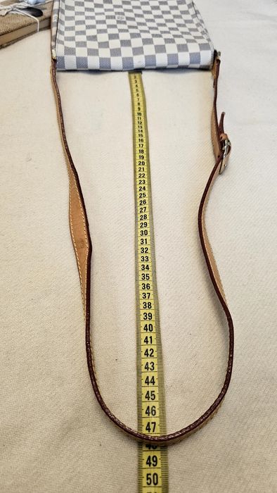 Louis vuitton poștaș