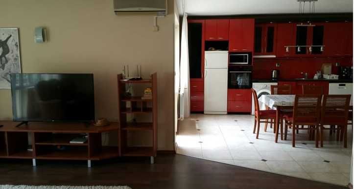 Дава се под наем Тристаен апартамент в Пловдив, Кършияка - 87 кв.м за 321.3 € - Снимка #4