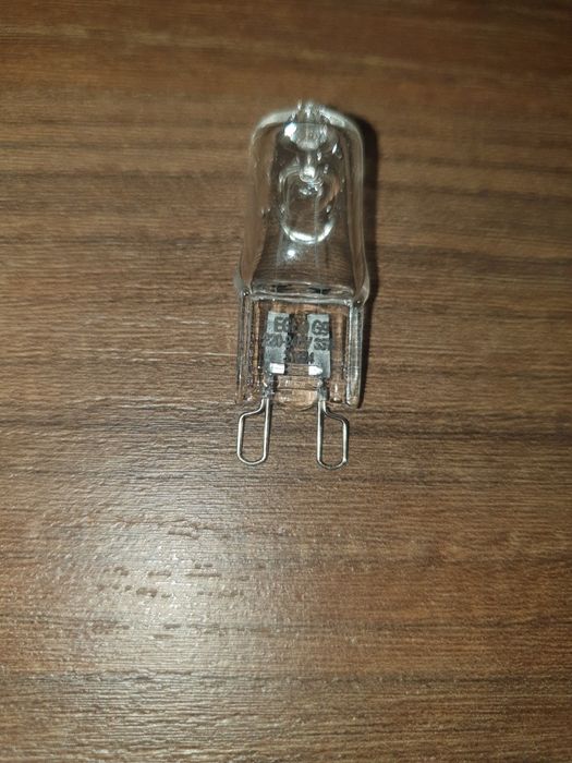 Vând Bec Halogen g9