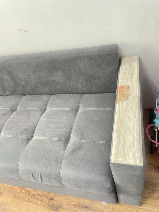 Продам диван уголовный