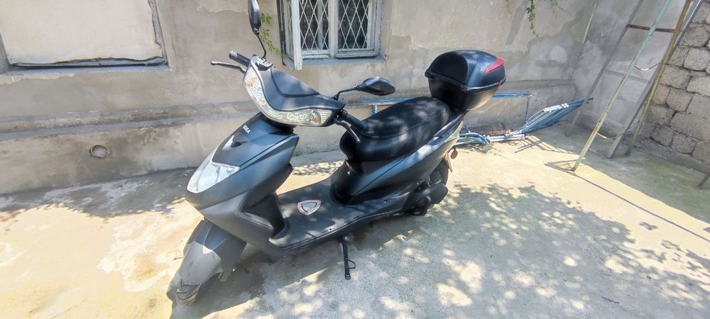 Yadeya Электро скутер LIFEPO4 (литий)