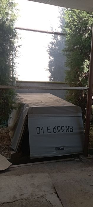 Labo uchun tent sotiladi.