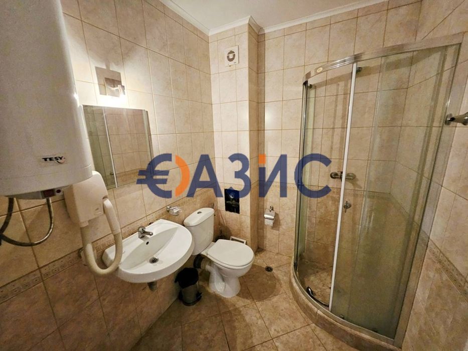 Продава се Тристаен апартамент в к.к. Слънчев бряг - 103 кв.м за 970 €/кв.м - Снимка #12