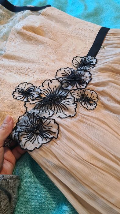 Rochie eleganta Nissa crem-negru