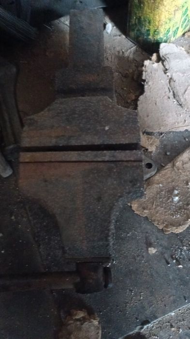 Тиски производства СССР