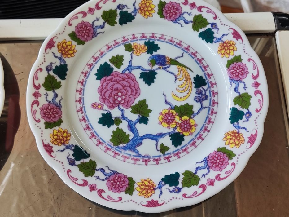 Порцеланови десертни чинии Kahla