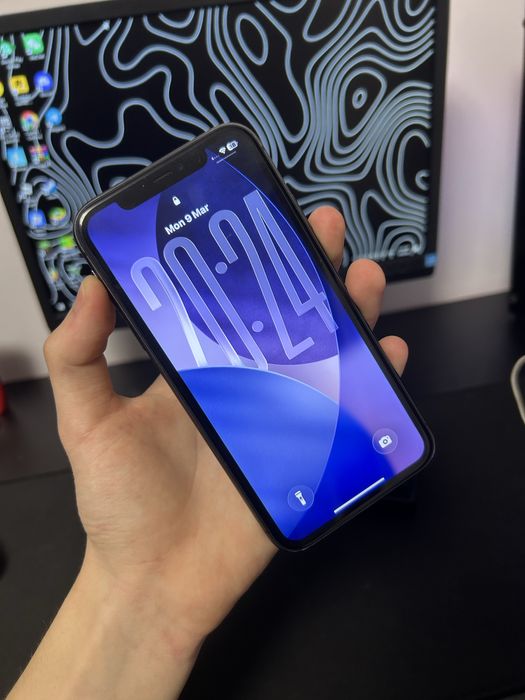 Iphone 11 impecabil + huse