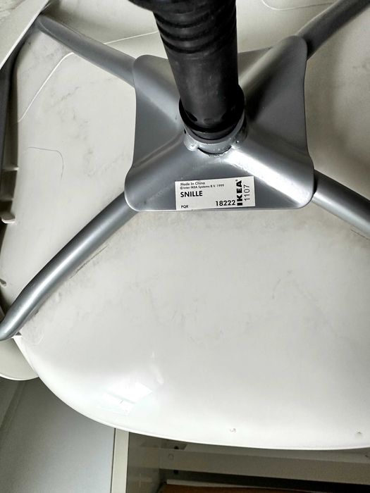 Scaun Ikea la superpret
