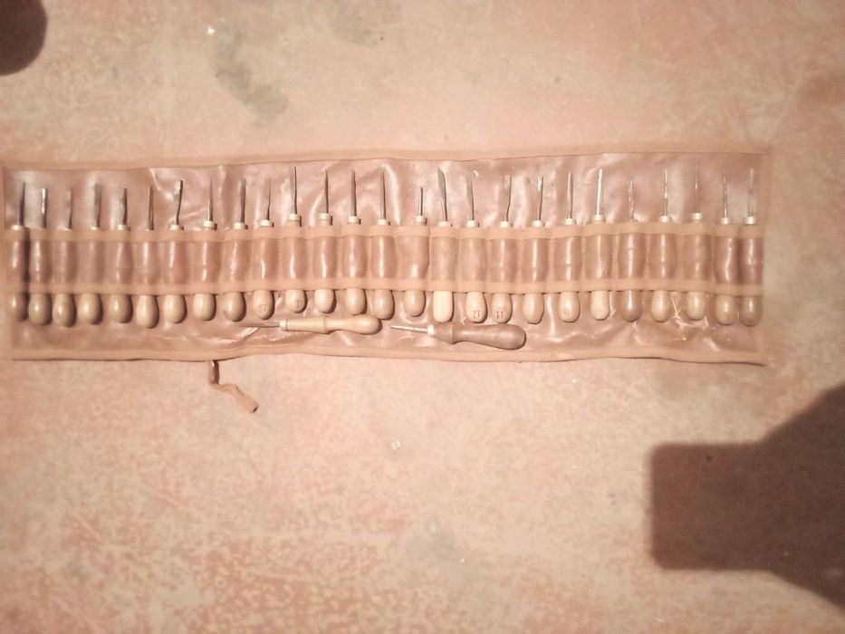 Шит, тиски, струбцина сотилади