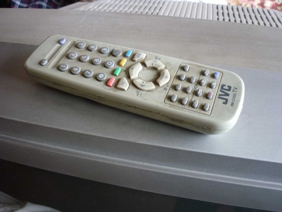 Телевизор с кинескоп JVC