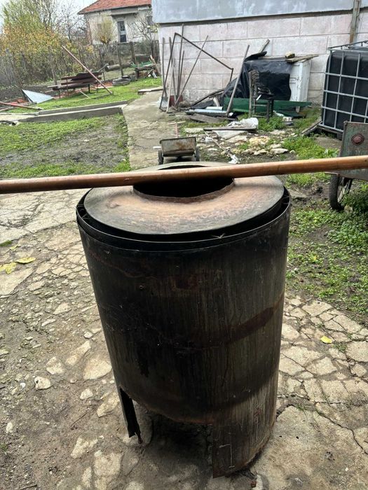 Продавам Меден казан