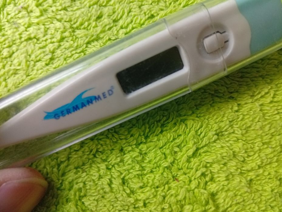 Termometru uman digital