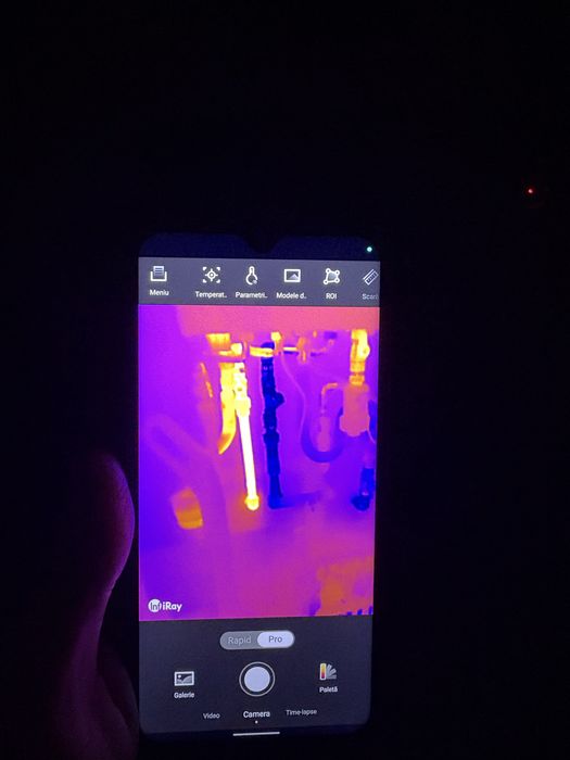 Telefon ihunt cyber falcon cu camere night vision si thermo visiune