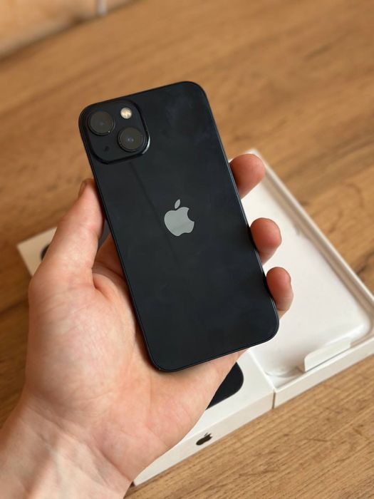 iPhone 13 128gb.
