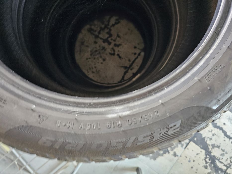 Pirelli 245 50 R 19 iarna..