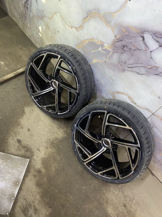 Диски р17 разболтовка 4на100. Бентли стиль