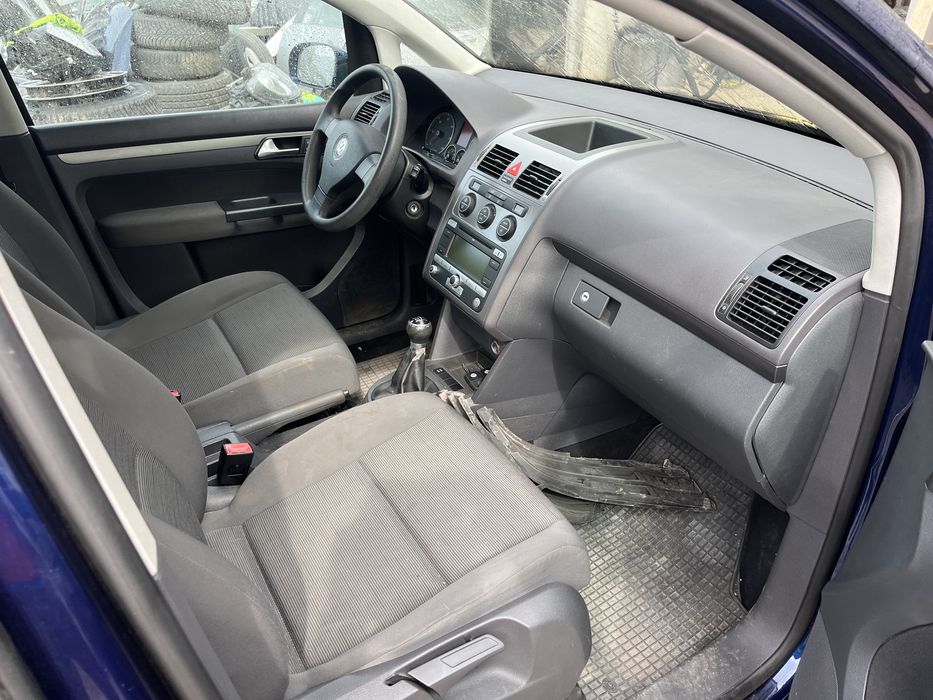 VW Touran 2007 1.9TDI части