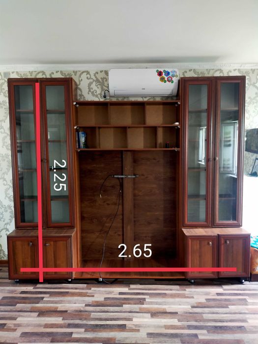 Продаётся книжный шкаф