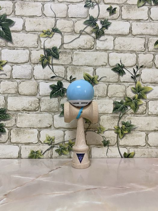 Kendama Krom cu gaura in ken