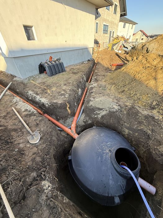 Fose septice ecologice tuburi instalații, conectare apa şi canalizare
