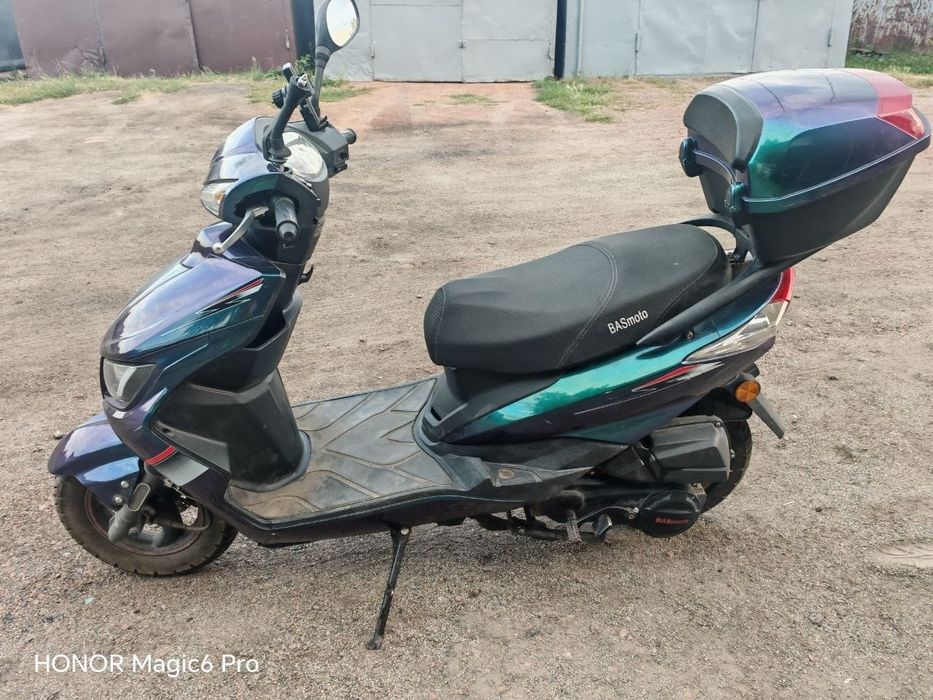 Продам Мопед M8  125 кубов