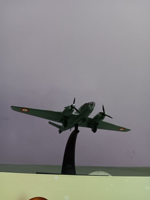 Macheta alion militar 1  144