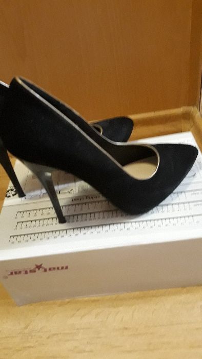 Дамски обувки