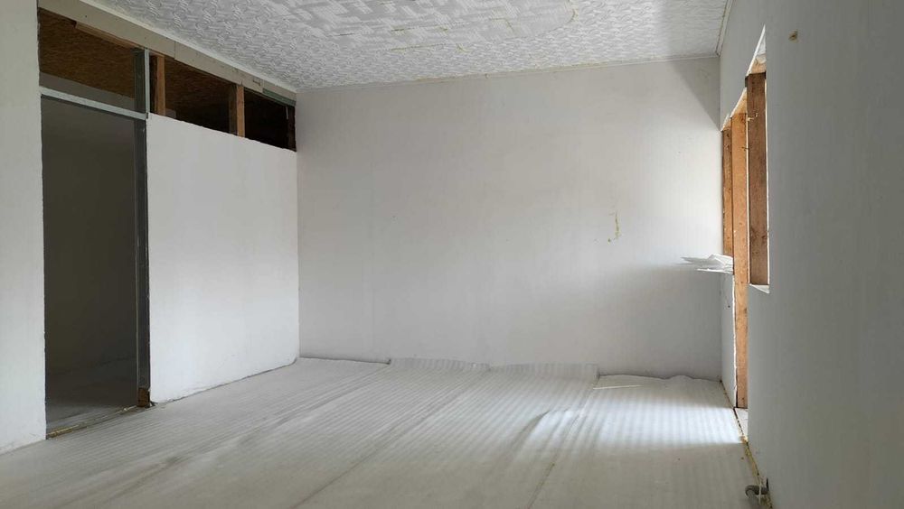 Продам дом 600 кв.м. пос. Райымбек