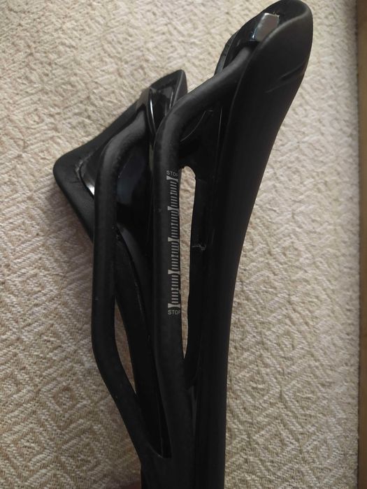 Лот вело седалки,педали за шосейни и триатлон.Selle italia,Specialized