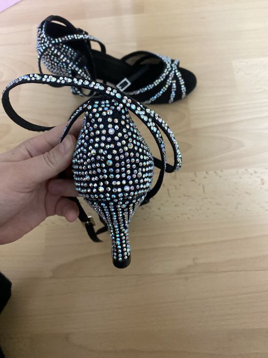 Продам туфли