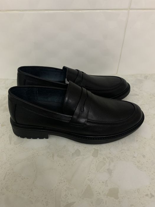 Продаются мужские туфли