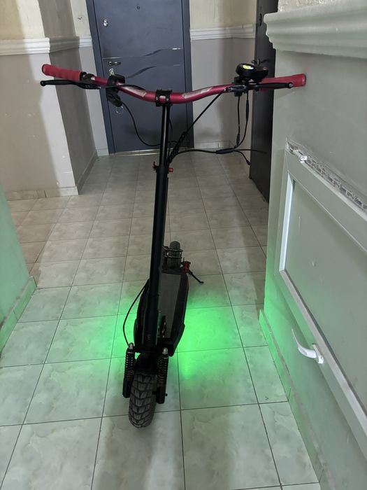 Электро самакат kugo m4 pro