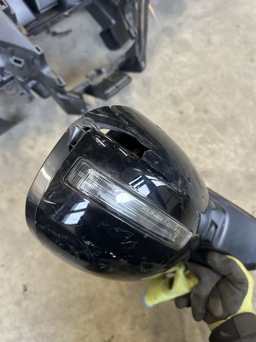 броя ляво и 1 брой дясно огледало Mitsubishi Outlander 3 (2013-2021)